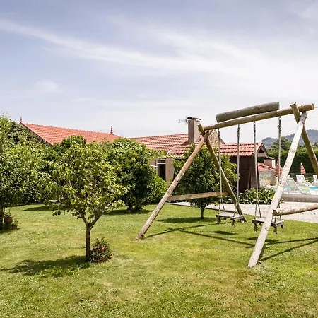 Casa De Ferreira Holiday home *