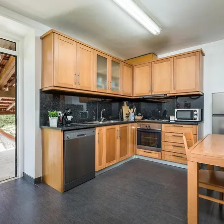 Casa De Ferreira Holiday home