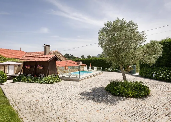 Casa De Ferreira Ferienhaus *